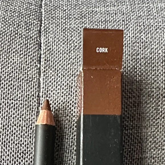 Lot/4 MAC Lip Pencils NEW - Picture 5 of 6